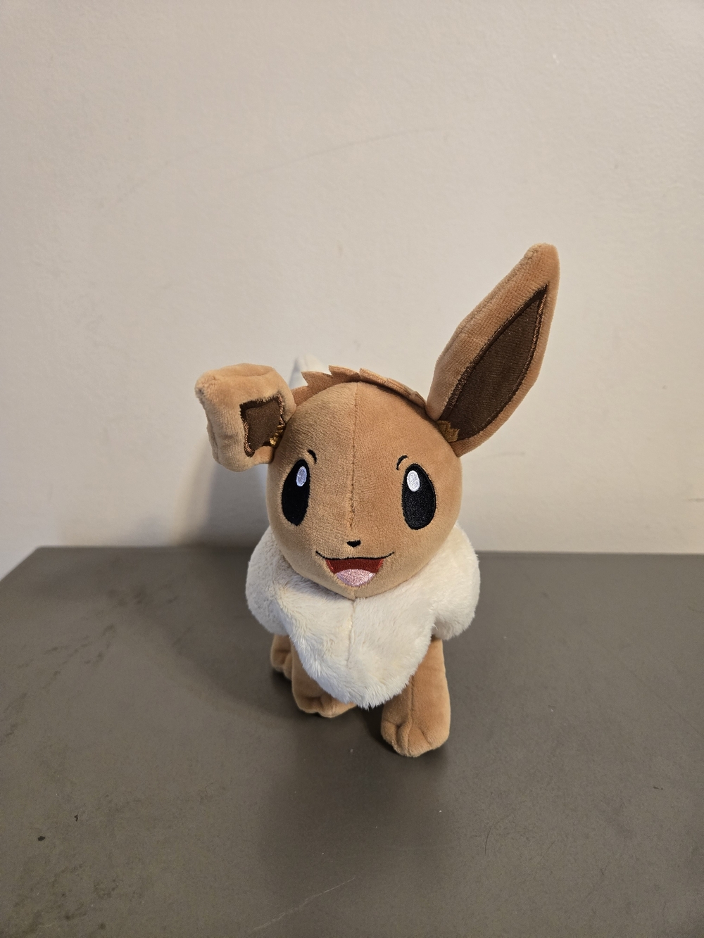 Pokémon Eevee 8" Plush Toy - 2024